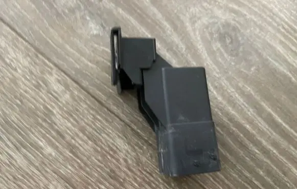 Peugeot 308 Other devices 9803299780