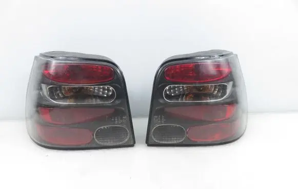 Volkswagen Golf IV Rear/tail lights set 