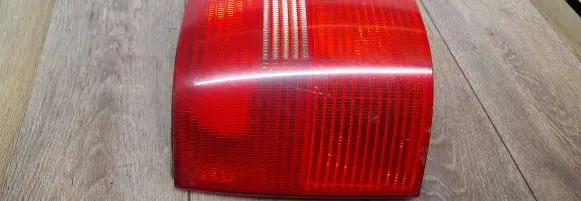 Volkswagen PASSAT B5 Rear/tail lights 3b9945111