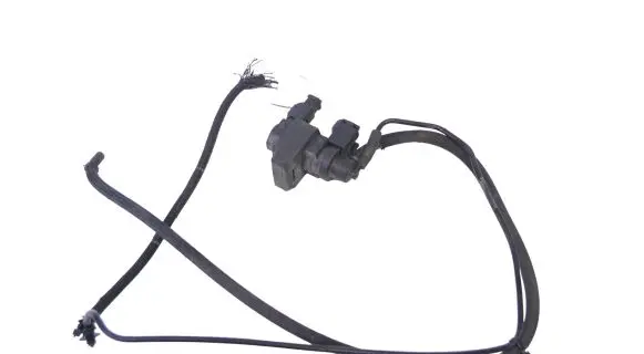 BMW 1 F20 F21 Turbo solenoid valve 701777 7599547