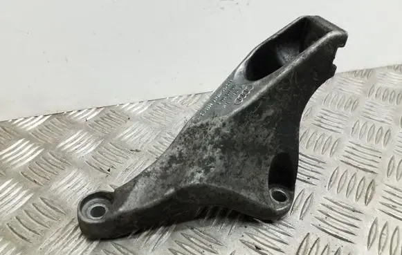 Audi A4 S4 B6 8E 8H Engine mounting bracket 8E0199307S