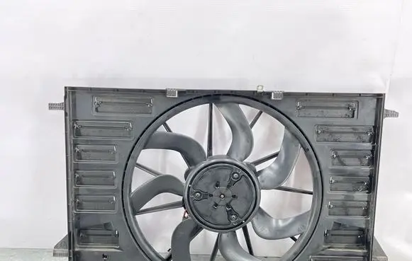 Audi Q7 4M Electric radiator cooling fan 8W0121003B 0130707410