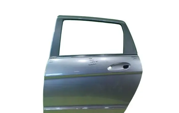 Mercedes-Benz B W245 Rear door LEWE
