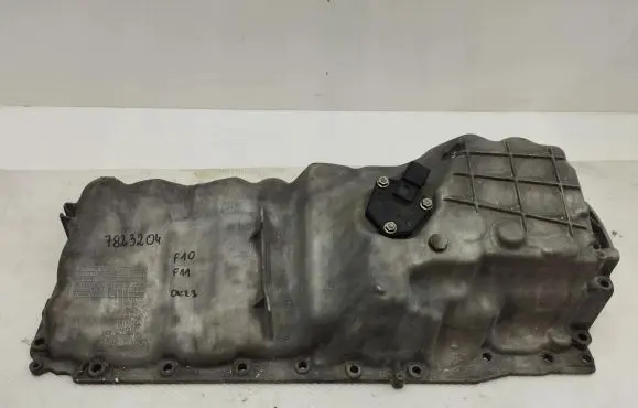 BMW 5 F10 F11 Oil sump 7823204