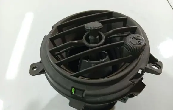 Chrysler PT Cruiser Dash center air vent grill 5297989