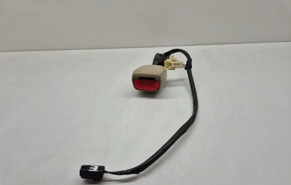 Lexus IS 200-300 Front seatbelt buckle NSB1085