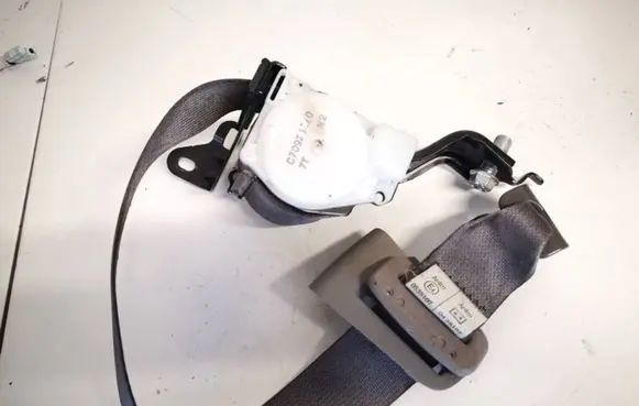 Honda Insight Rear seatbelt tkab0ej538 tk-ab0-ej538