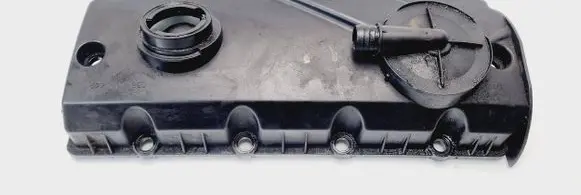 Volkswagen Jetta V Rocker cam cover 038103475N