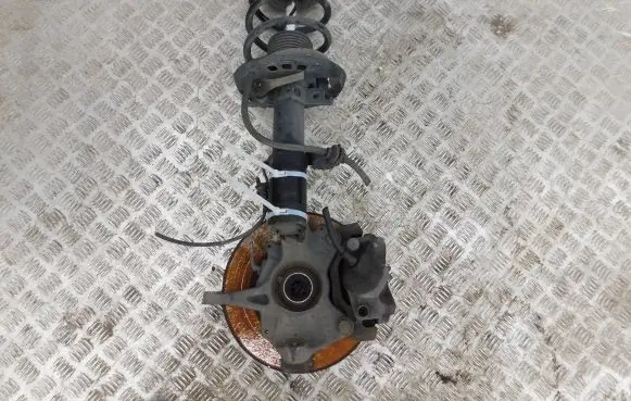 Renault Megane III Front wheel hub spindle knuckle