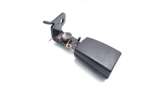 BMW X3 F25 Rear seatbelt buckle 167132B