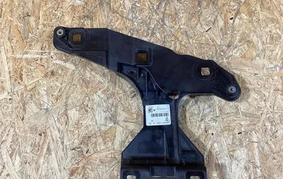 Porsche Macan (95B) Headlight/headlamp mounting bracket 95b941122f