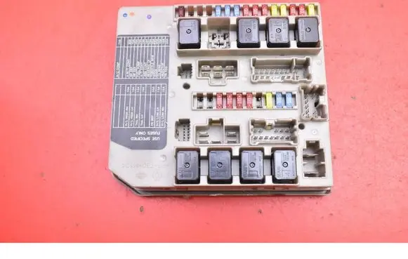 Nissan Micra Fuse box set