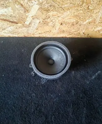 Volvo S90, V90 Front door speaker 31350425