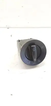 Volkswagen Golf IV Light switch 1C0941531