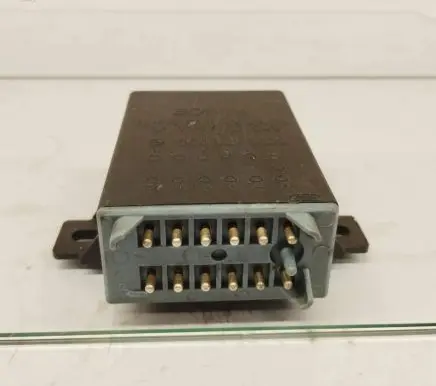 Mercedes-Benz S W126 Other relay 0008221403 1147328040