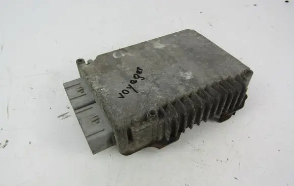 Chrysler Grand Voyager IV Engine control unit/module ECU 04745860
