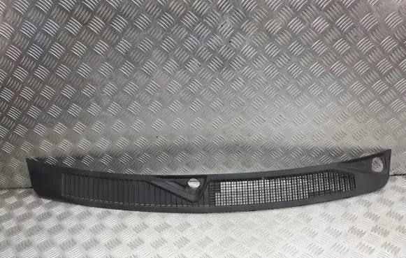 Mitsubishi Pajero Pinin Wiper trim MR511597