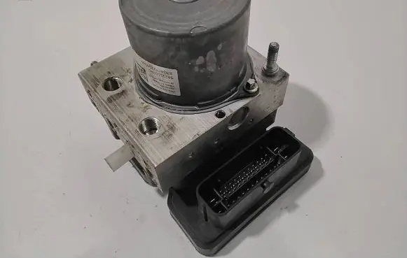 Peugeot Expert ABS Pump 9808055980