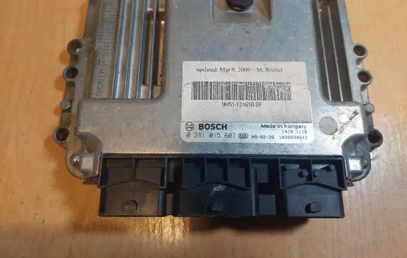 Ford Focus Engine control unit/module ECU 9M51-12A650-BF 0281015607 1039S34642