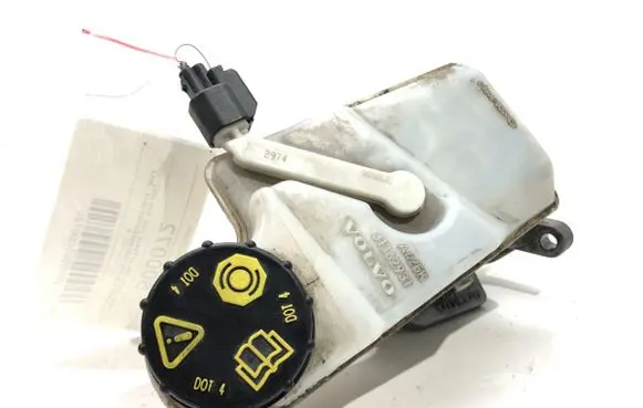 Volvo V40 Brake booster 31329534