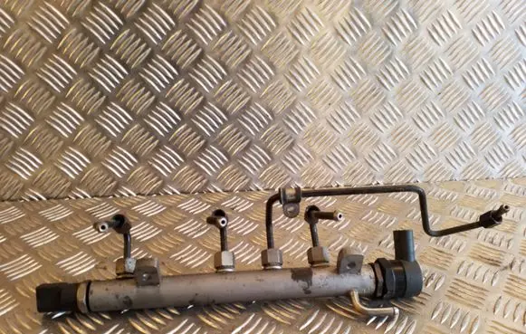 Mitsubishi Colt Fuel main line pipe A6110780449 0281002494 A6390700495007