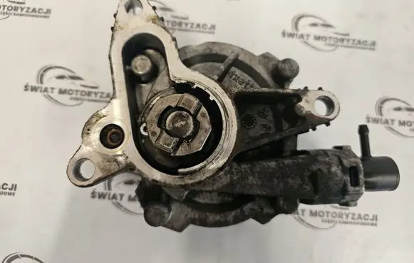 Renault Trafic II (X83) Vacuum pump 8200881338