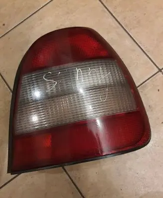 Nissan Sunny Rear/tail lights 22063324