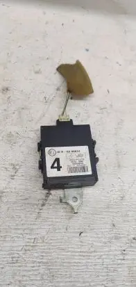 Toyota Avensis T270 Door control unit/module 8974105081 S000048810