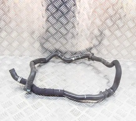 Land Rover Discovery 4 - LR4 Engine coolant pipe/hose AH224090CC