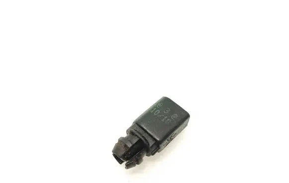 Skoda Octavia Mk2 (1Z) Outside/exterior temperature sensor 8Z0820535