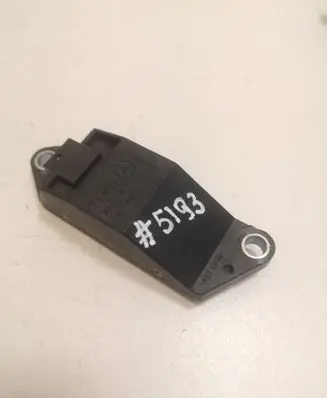 Mercedes-Benz CLS C219 Airbag deployment crash/impact sensor A0018209326
