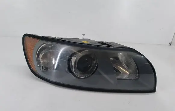 Volvo V50 Headlight/headlamp 30698886