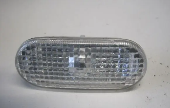Volkswagen Golf IV Front fender indicator light 1J5949117A