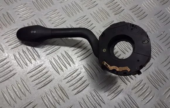 Volkswagen Polo III 6N 6N2 6NF Indicator stalk