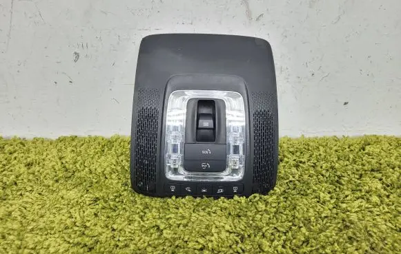 Mercedes-Benz CLA C118 X118 Front seat light A0009002531