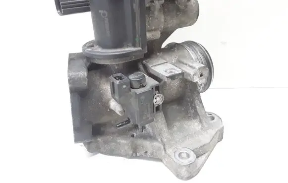 Volvo V50 EGR valve 30774445