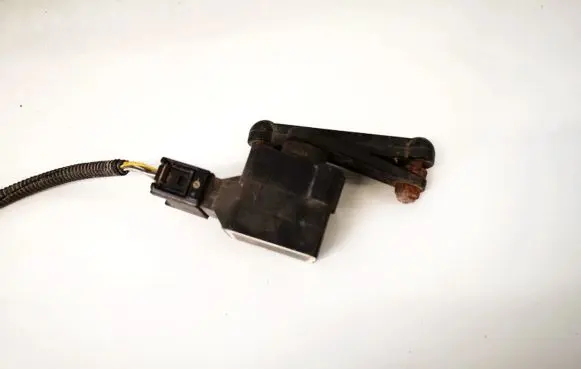 BMW 5 E60 E61 Front height sensor lever 6778811