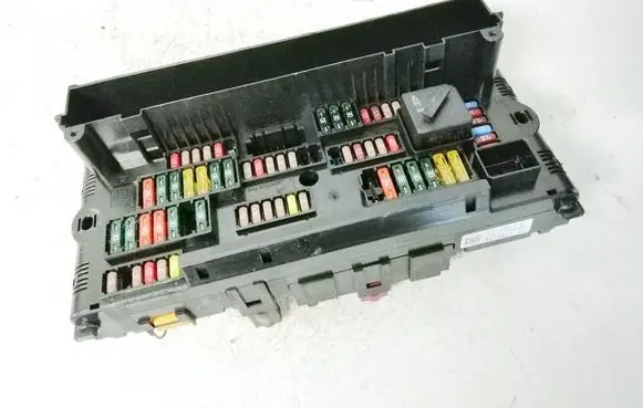BMW 5 GT F07 Fuse box set 923442101 9234421-01