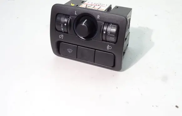 Subaru Legacy Wing mirror switch