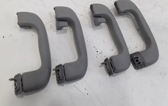 Opel Vectra C A set of handles for the ceiling 