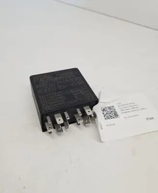 Audi A4 S4 B5 8D Other relay 5KG00656804 4B0919471 387