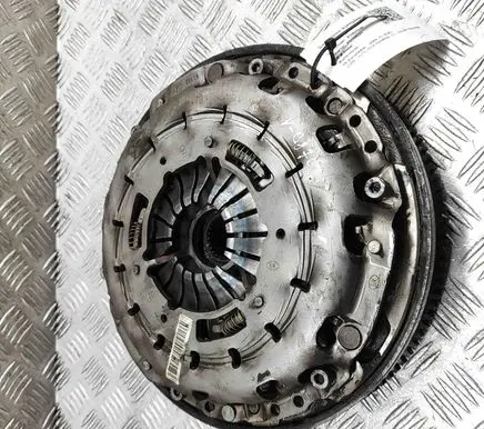 BMW X1 E84 Clutch set kit 7637279 7615631