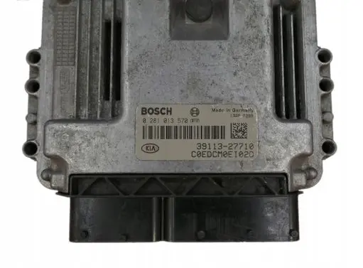 KIA Ceed Engine control unit/module 0281013570 3911327710
