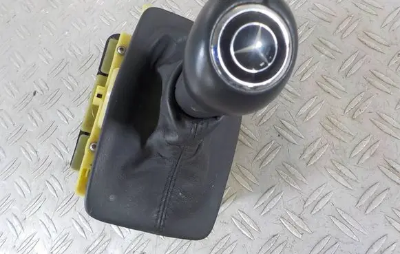 Mercedes-Benz E W212 Gear shifter/selector A2042678124 MT49ST2