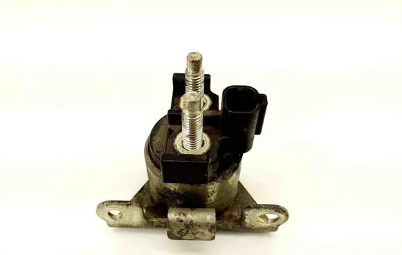 Nissan Juke I F15 Ignition relay 2534002850 251151KB0A