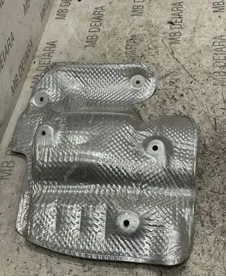 Porsche Macan (95B) Heat shield in engine bay 953901328