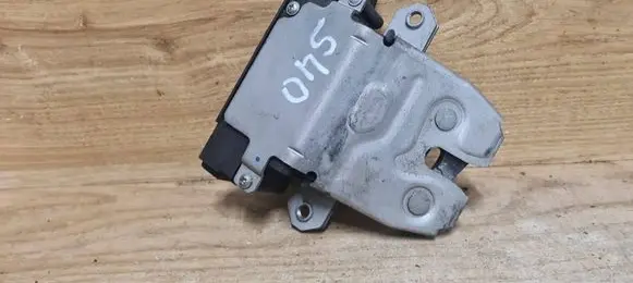 Volvo S40 Loading door lock 