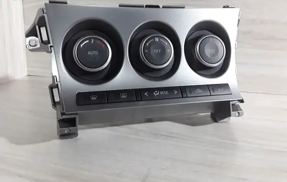 Mazda 3 II Climate control unit K40009K17B BBP361190K