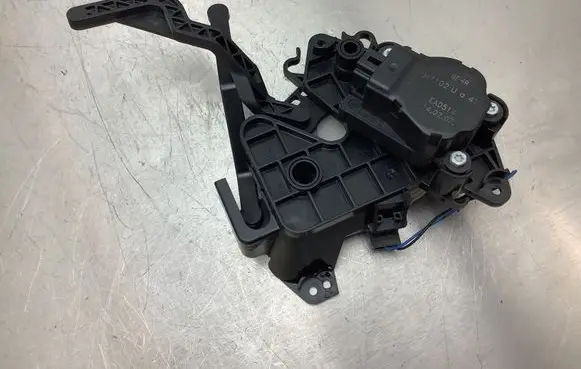 Opel Zafira B Air flap motor/actuator H7102UA41 EAD514 140207