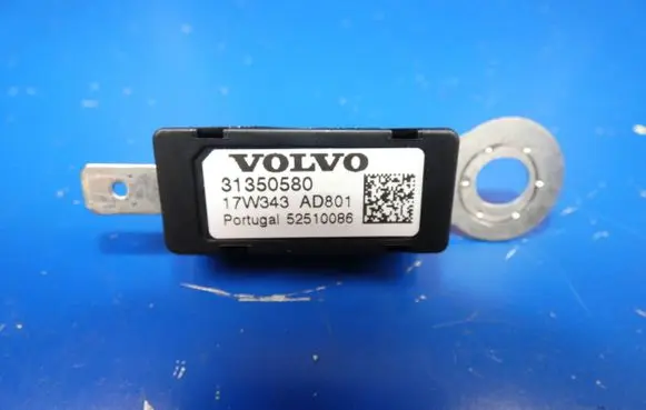 Volvo S90, V90 Aerial antenna amplifier 31350580 52510086 17W343AD801